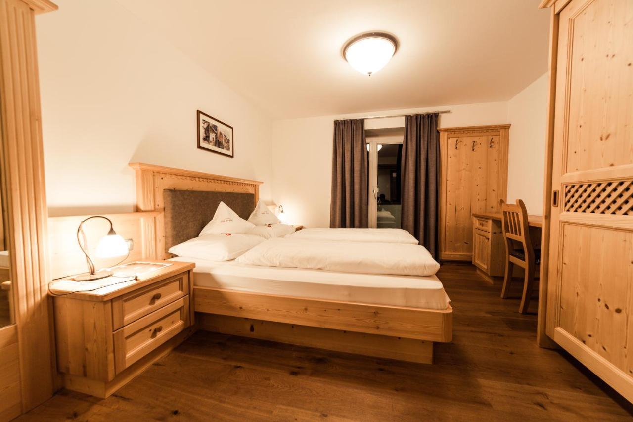 Garni Villa Erna Sëlva di Val Gardena Eksteriør billede