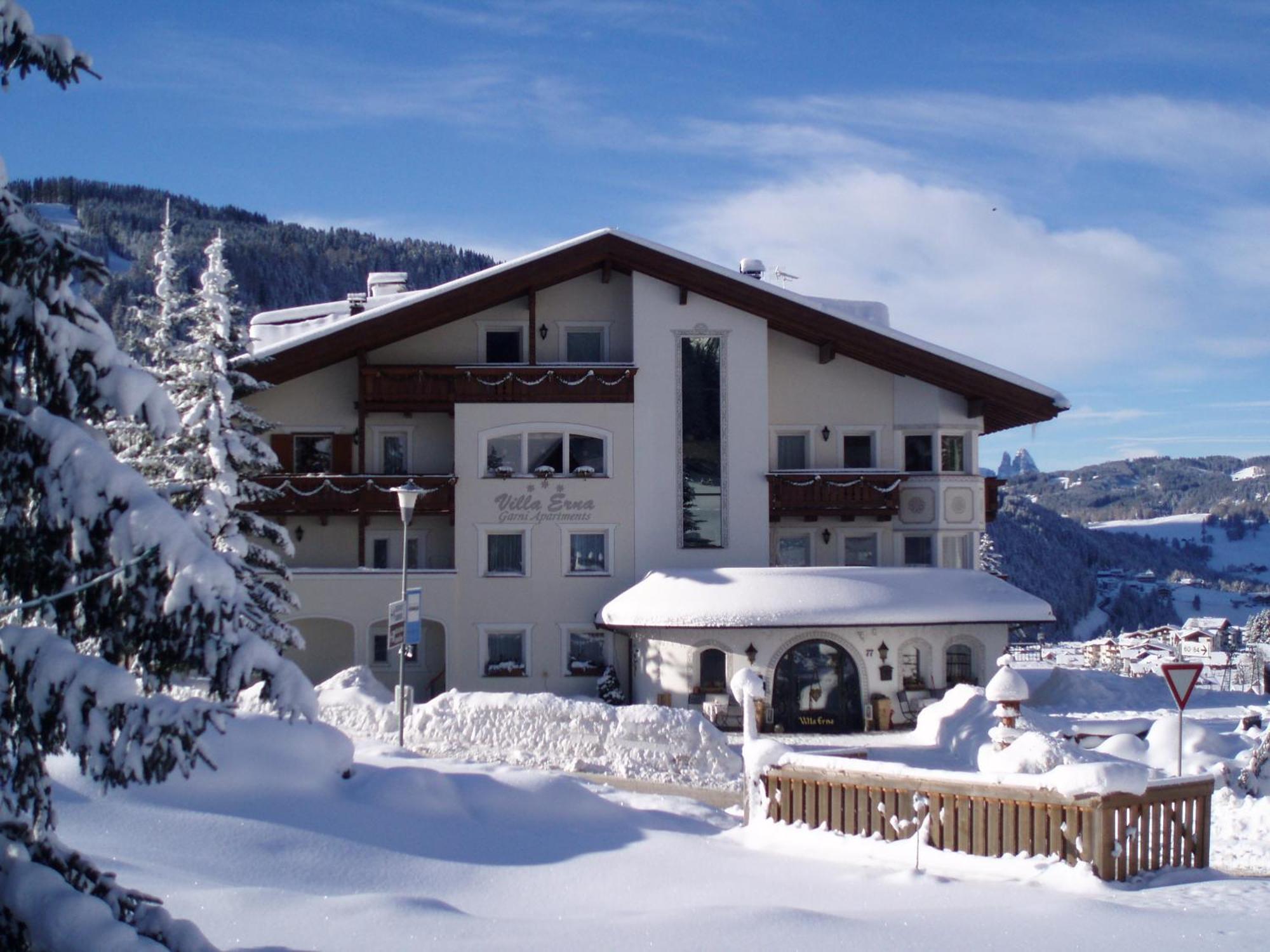 Garni Villa Erna Sëlva di Val Gardena Eksteriør billede