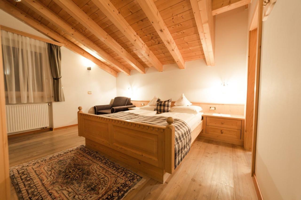 Garni Villa Erna Sëlva di Val Gardena Eksteriør billede