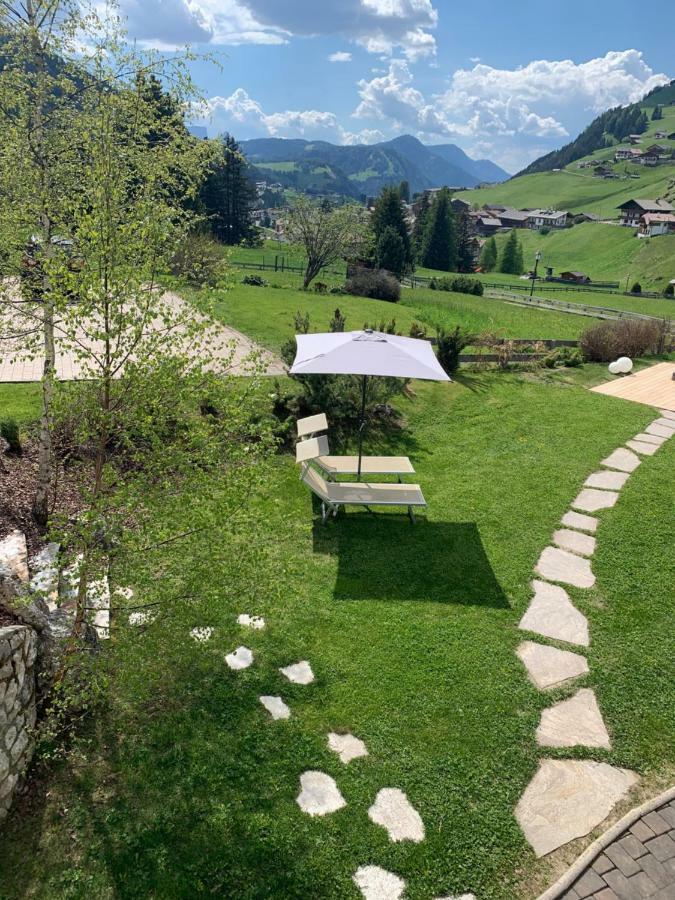 Garni Villa Erna Sëlva di Val Gardena Eksteriør billede